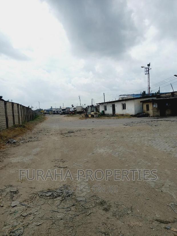 Yard to Let Changamwe. - main view