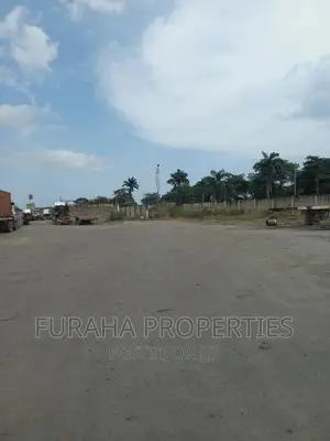 Yard to Let Changamwe.