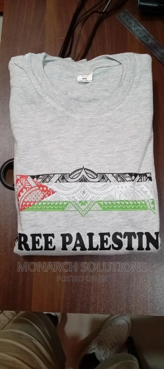 Tshirt Branded. Revolution