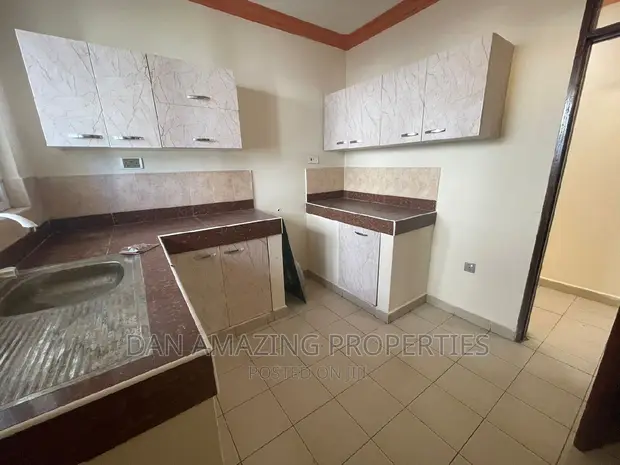 3bdrm Apartment in Msa With Swimming, Mtwapa for sale