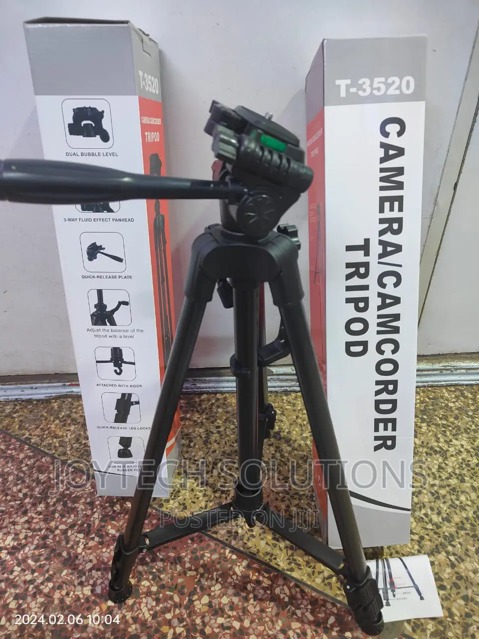 Mobile, Phone Tripod Stand. 1400mm Maximum Height