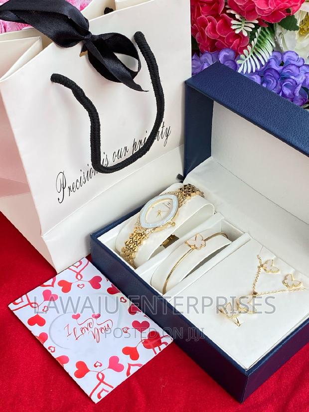 White Butterfly Design Ladies Gift Set - thumbnail 2