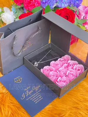 Pink Roses Ladies Gift Set