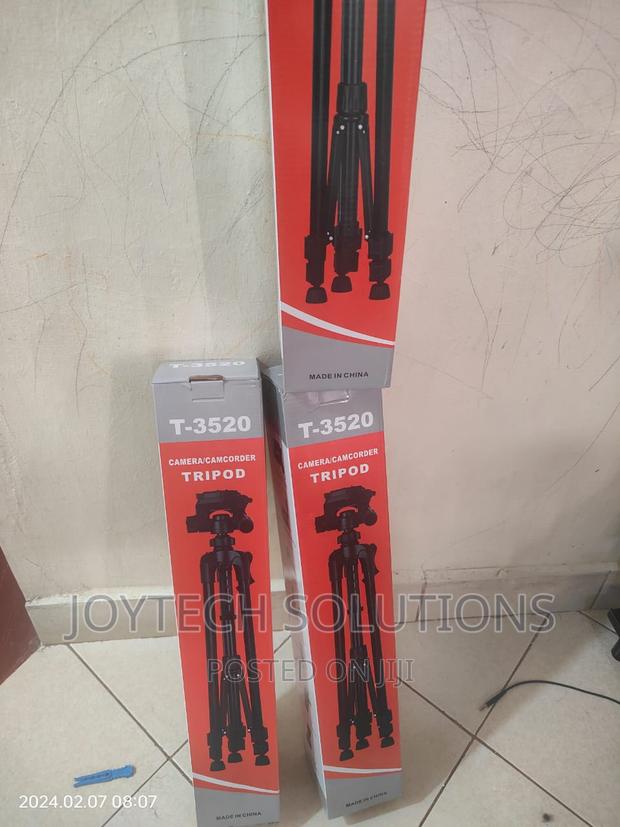 Tall Adjustable 3520 Mobile/Camera Tripod With Bag, Phone Sh - thumbnail 2