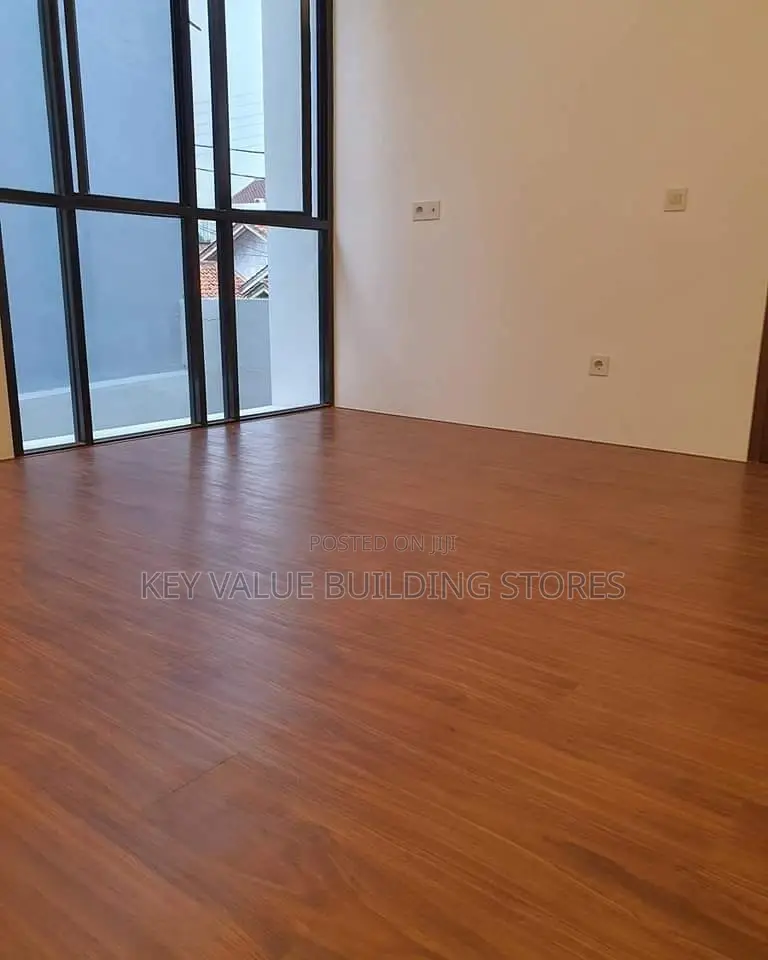 SPC’S FLOORING Planks