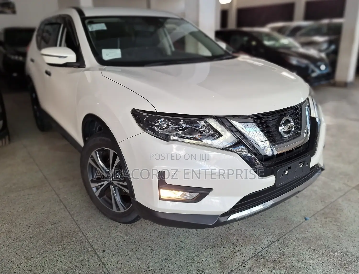 Nissan X-Trail 2.0 Petrol FWD 2016 Ivory