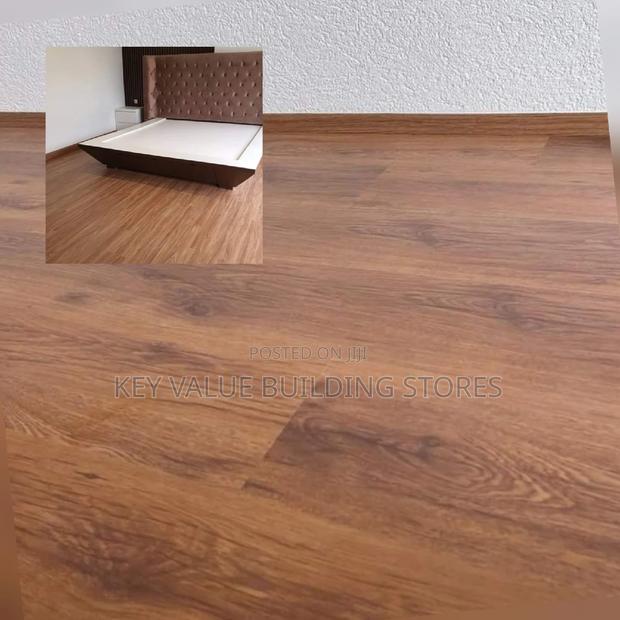 Laminates Flooring 8mm