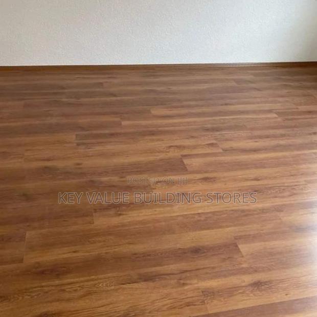 Laminates Flooring 8mm - thumbnail 2