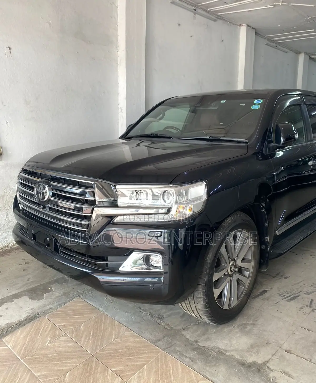 Toyota Land Cruiser 4.6 V8 ZX 2017 Matt Black