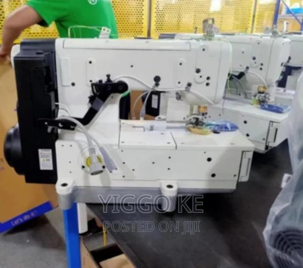 LT500 Sewing Machine