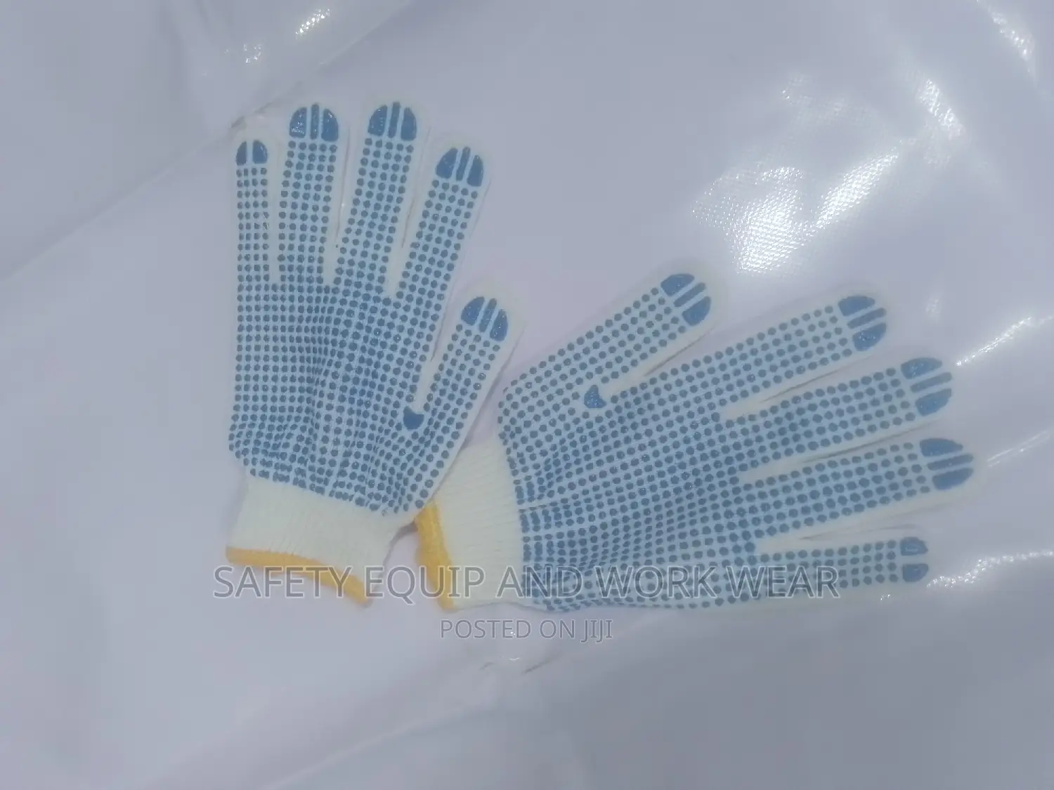 Washable Cotton Dotted Gloves