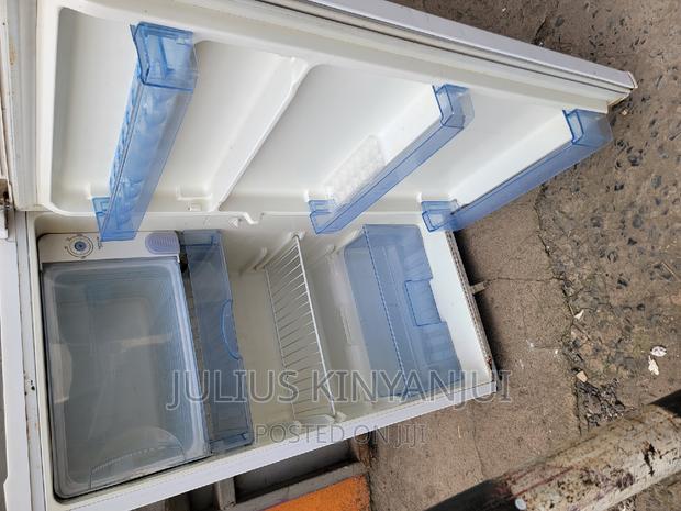 Single Door Fridge - thumbnail 4