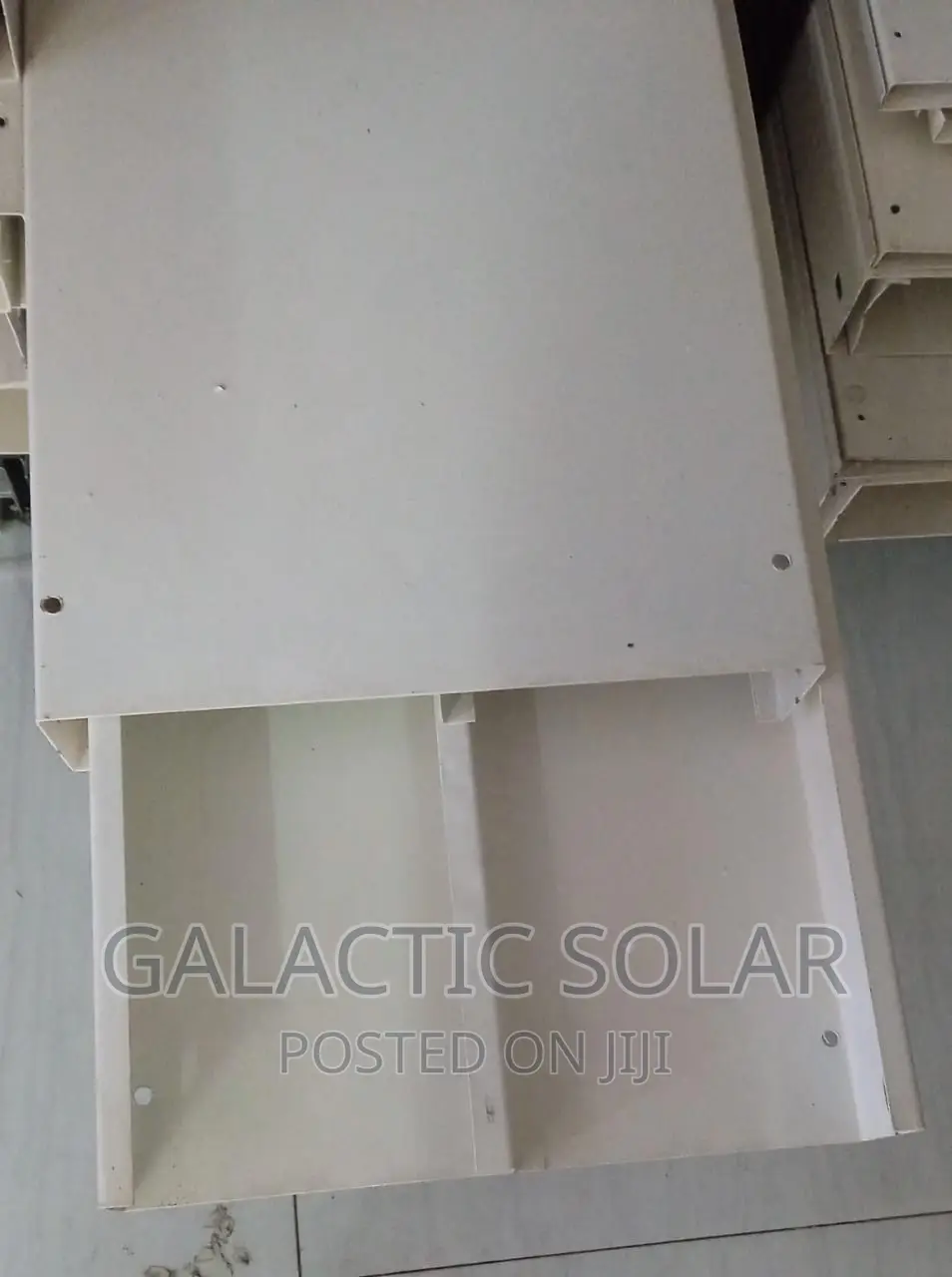 Metalic Trunking 10'by 2'