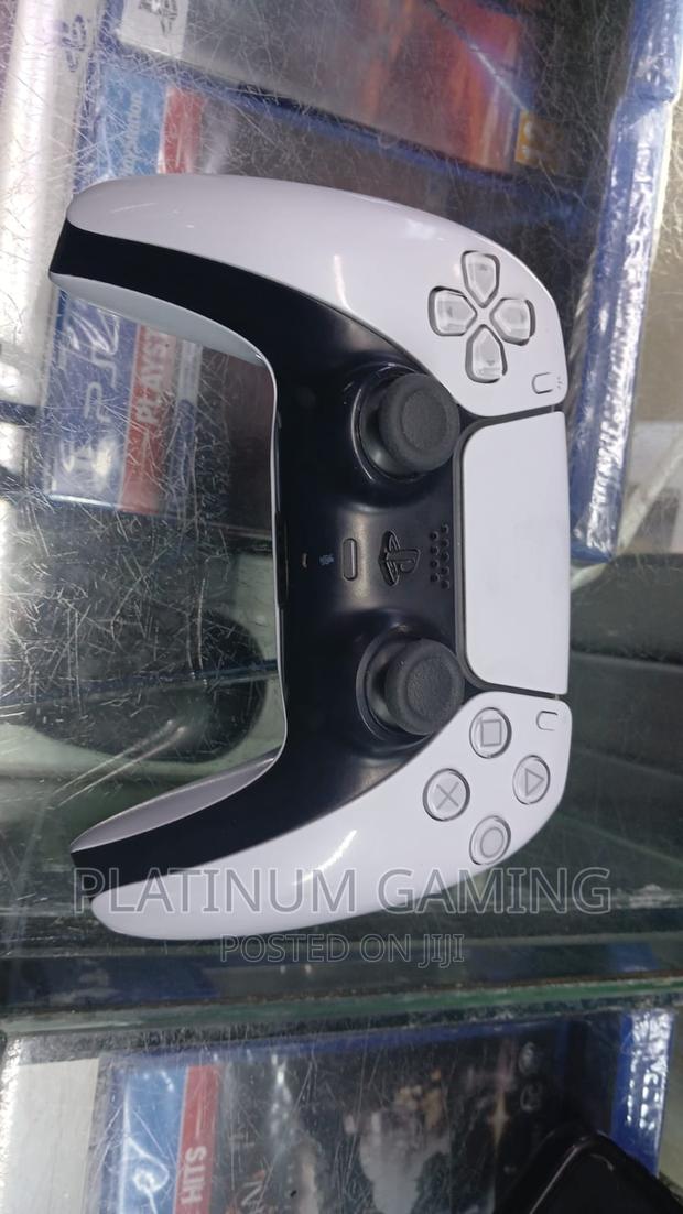 Ps5 Used Slightly - thumbnail 3