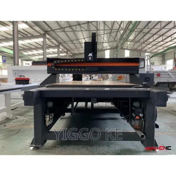 4feet X 8feet CNC Router Machine - thumbnail 3