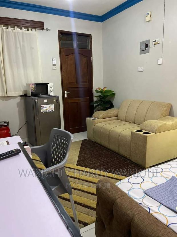 Studio Apartment Airbnb South B - main view