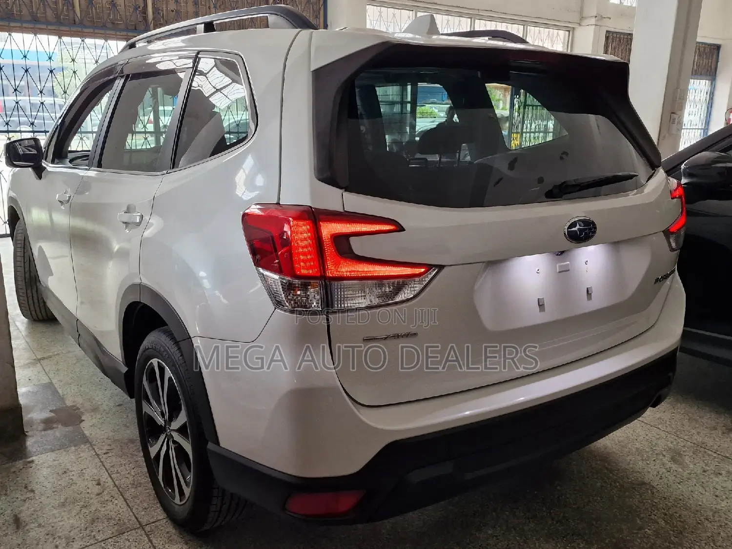 Subaru Forester 2018 Pearl