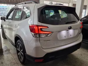 Subaru Forester 2018 Pearl