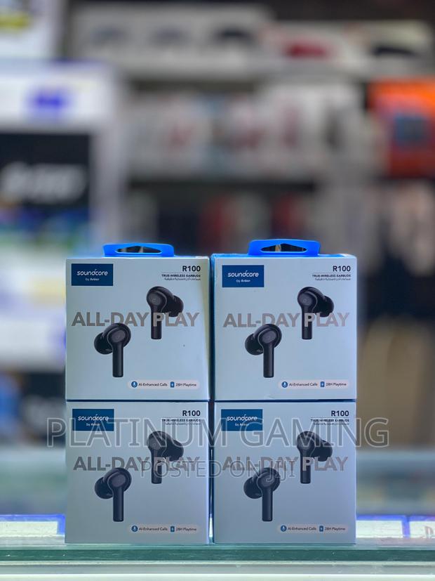 Black Soundcore R100 - main view