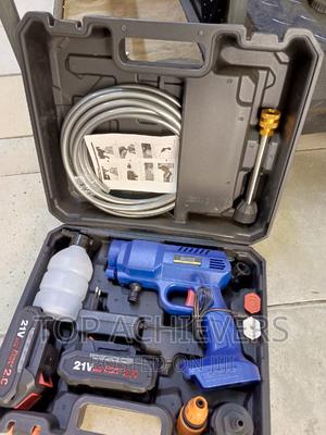 Portable/Rechargeable Cordless Carwash/Pressure Washer 21v - main view