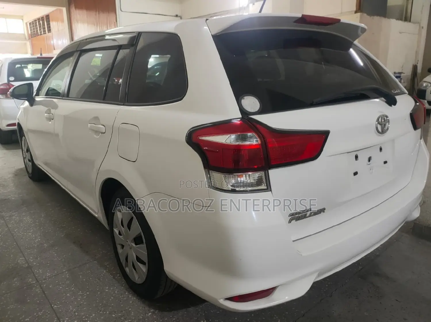 Toyota Corolla Fielder 2016 Ivory