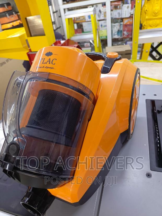 Quality Vacuum Cleaner/Carpet Cleaner - thumbnail 3