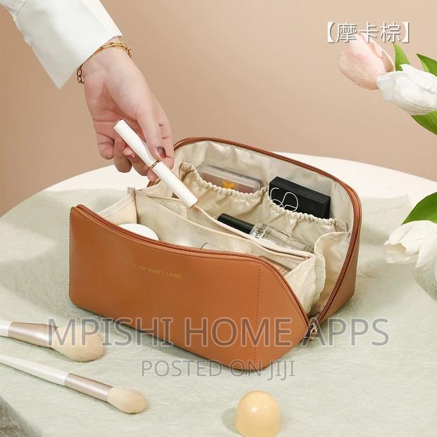 Pu Leather Cosmetic Storage Bags - thumbnail 3