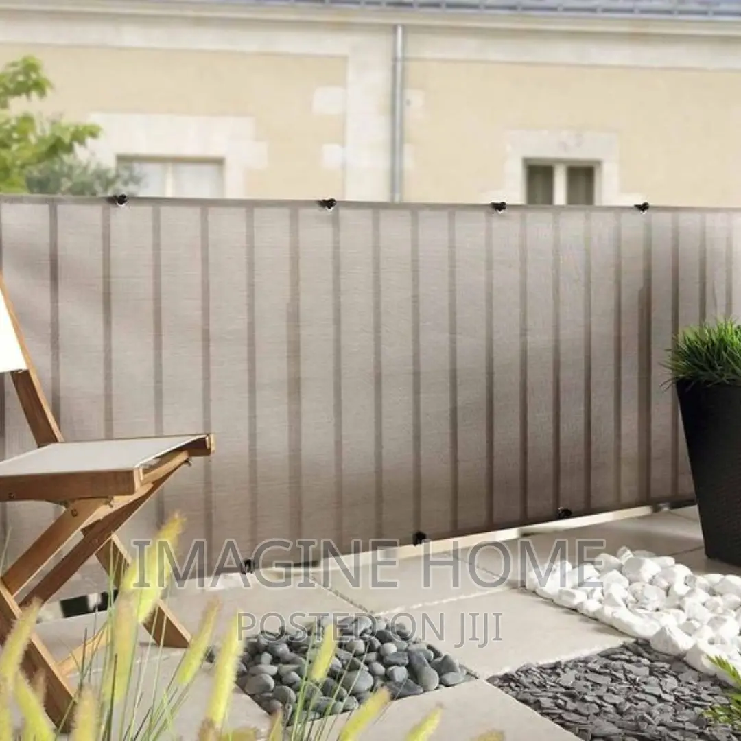 Balcony Privacy Shield