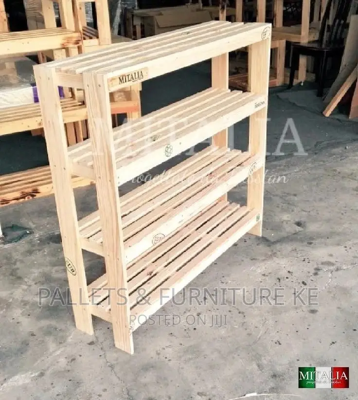 Pinewood Pallet Design Shoe Rack
