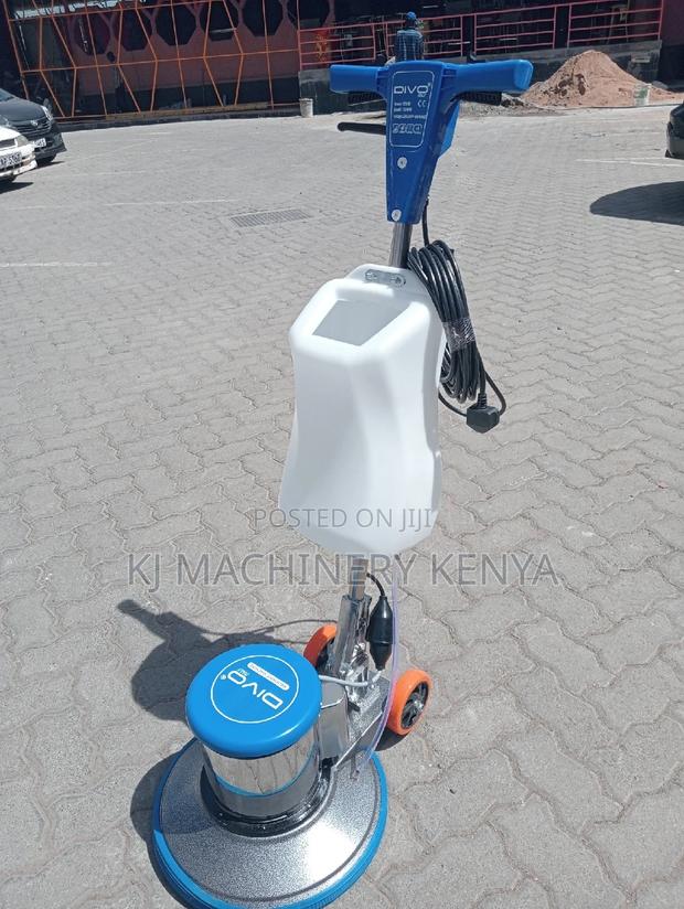 Divo Scrubber Commercial - main view