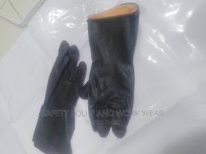 Excellent Rubber Glove - thumbnail 2