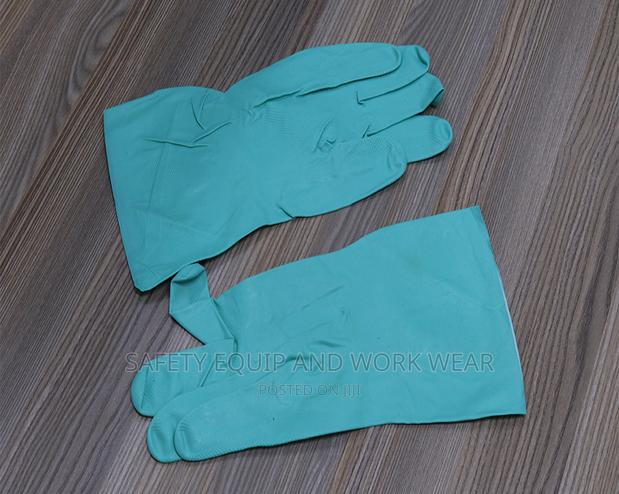 Nitrile Green Gloves