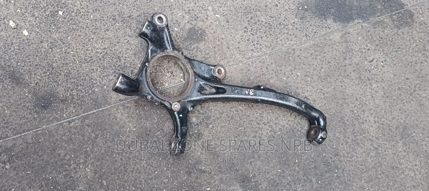 V8 200-Series Front Stéering Knuckle Now Available.