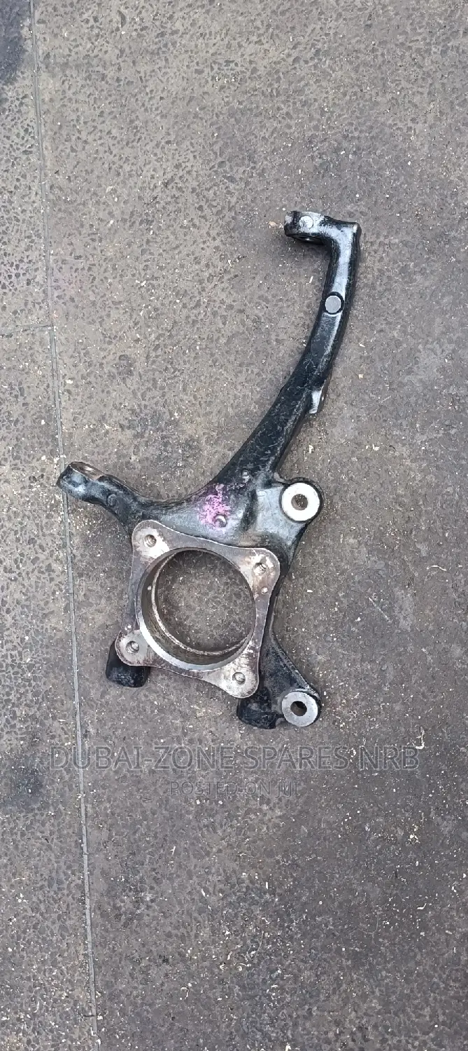 V8 200-Series Front Stéering Knuckle Now Available.