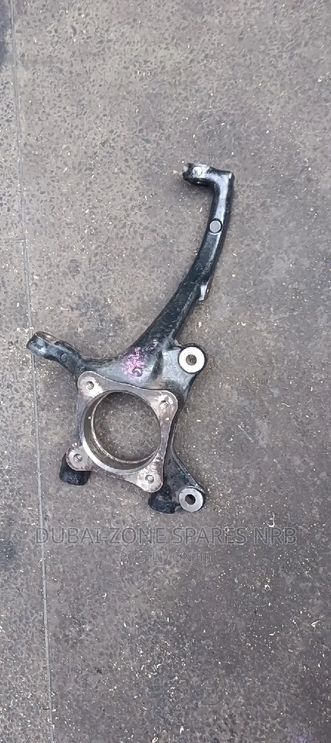 V8 200-Series Front Stéering Knuckle Now Available.