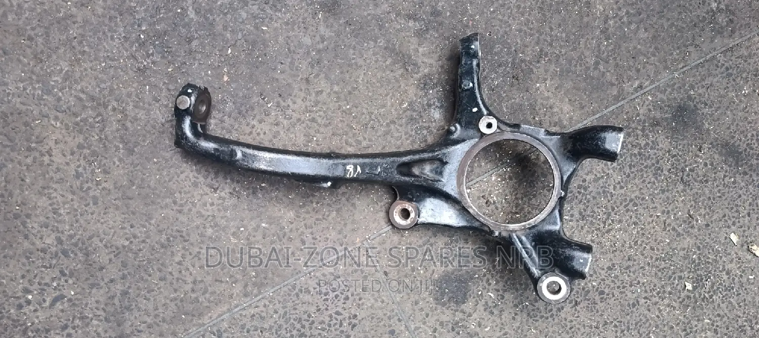 V8 200-Series Front Stéering Knuckle Now Available.