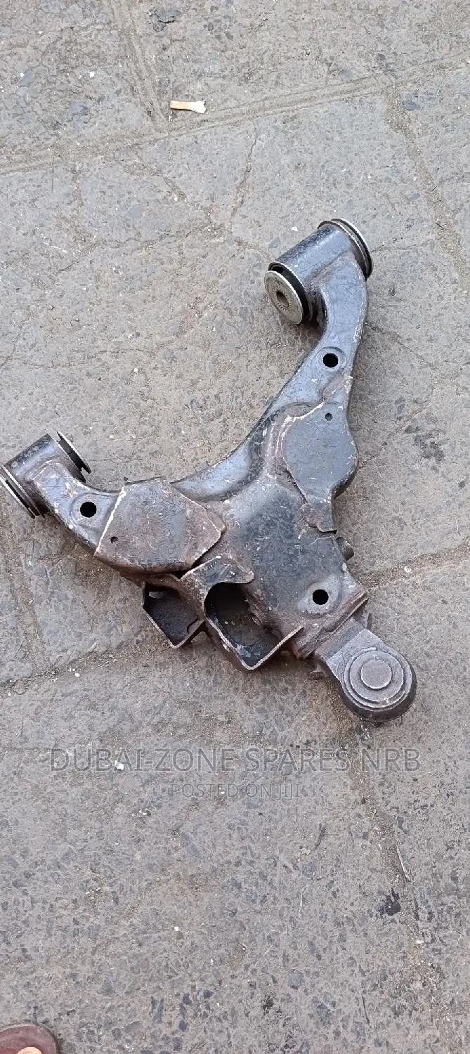 V8 200-Series,Vx 100series Lower Control Arms Now Available