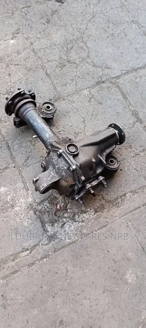 Land Cruiser J79, VX 100-Series Front Rear Differential.