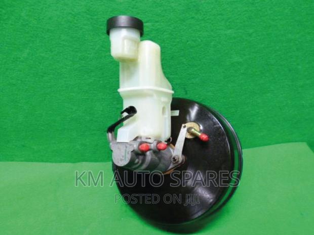 Toyota Kluger Brake Booster/Master Cylinder. - main view