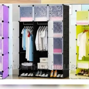 Portable 3 Column Plastic Wardrobe