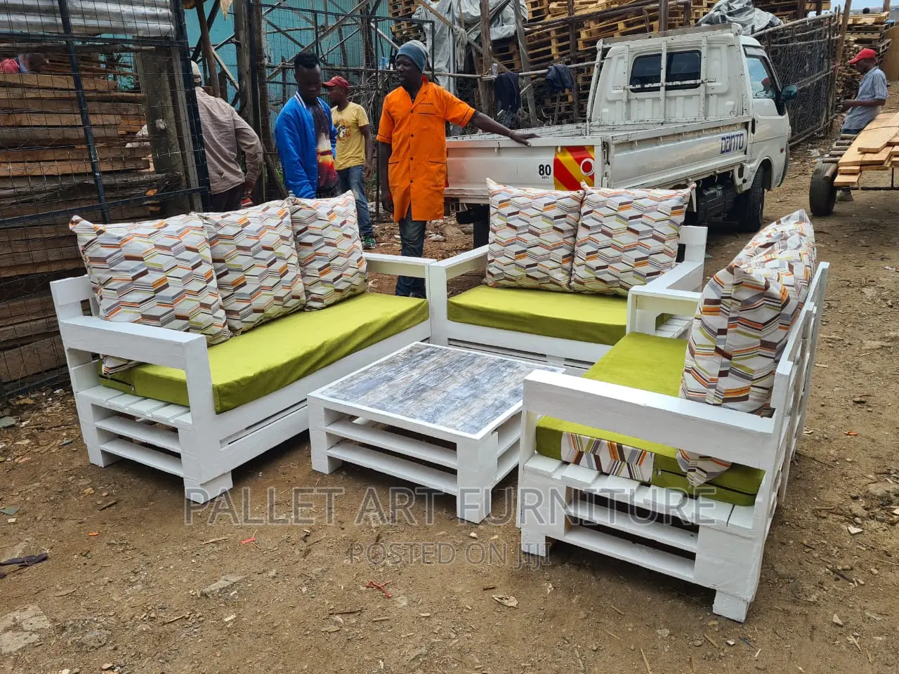 7 Seater With a Table