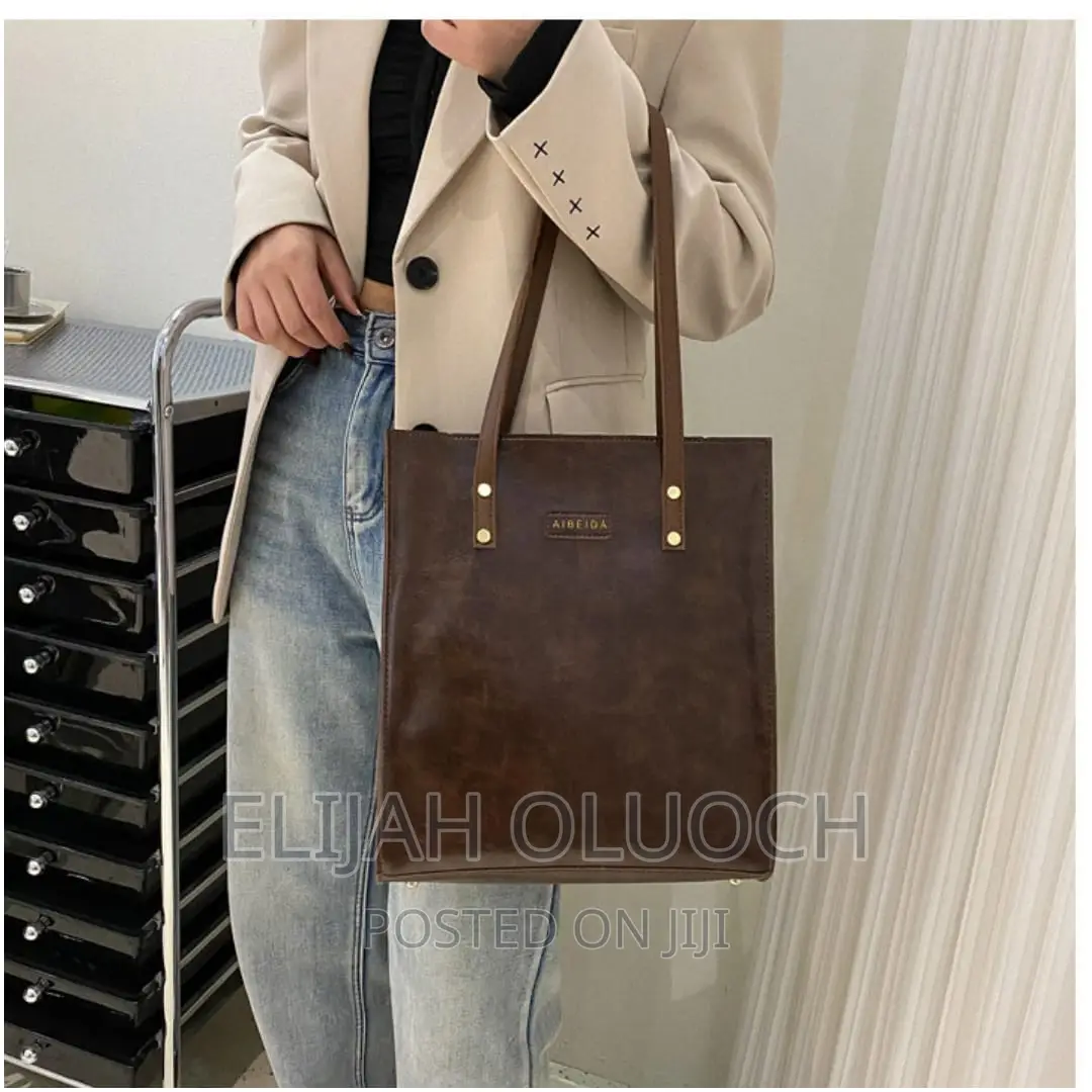 Albeida Leather Tote Bag