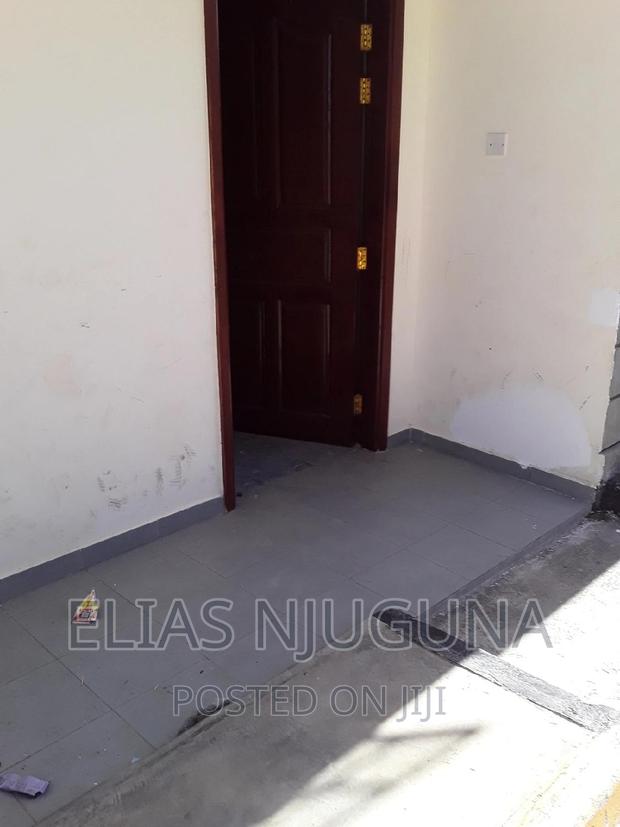 3bdrm Maisonette in Donholm for rent - thumbnail 2