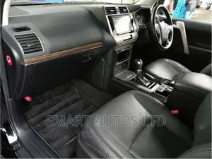 Toyota Land Cruiser Prado 2018 Black