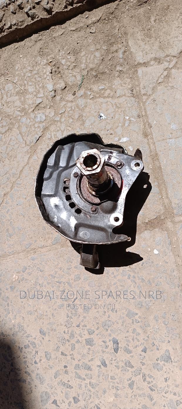 Hilux Surf,Millenium Stopper Axle 4-Wheel Drive Available. - main view