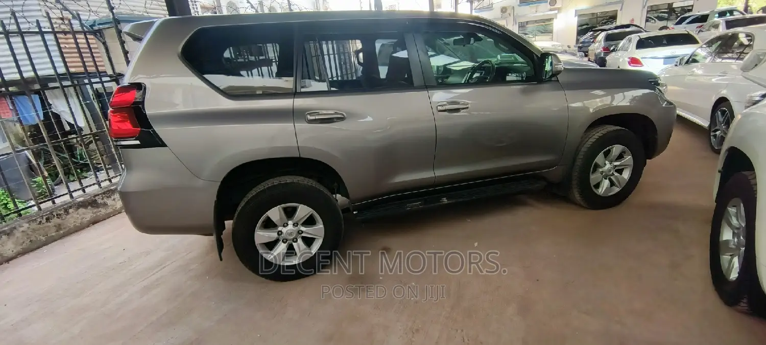 Toyota Land Cruiser Prado 2.8 2018 Brown