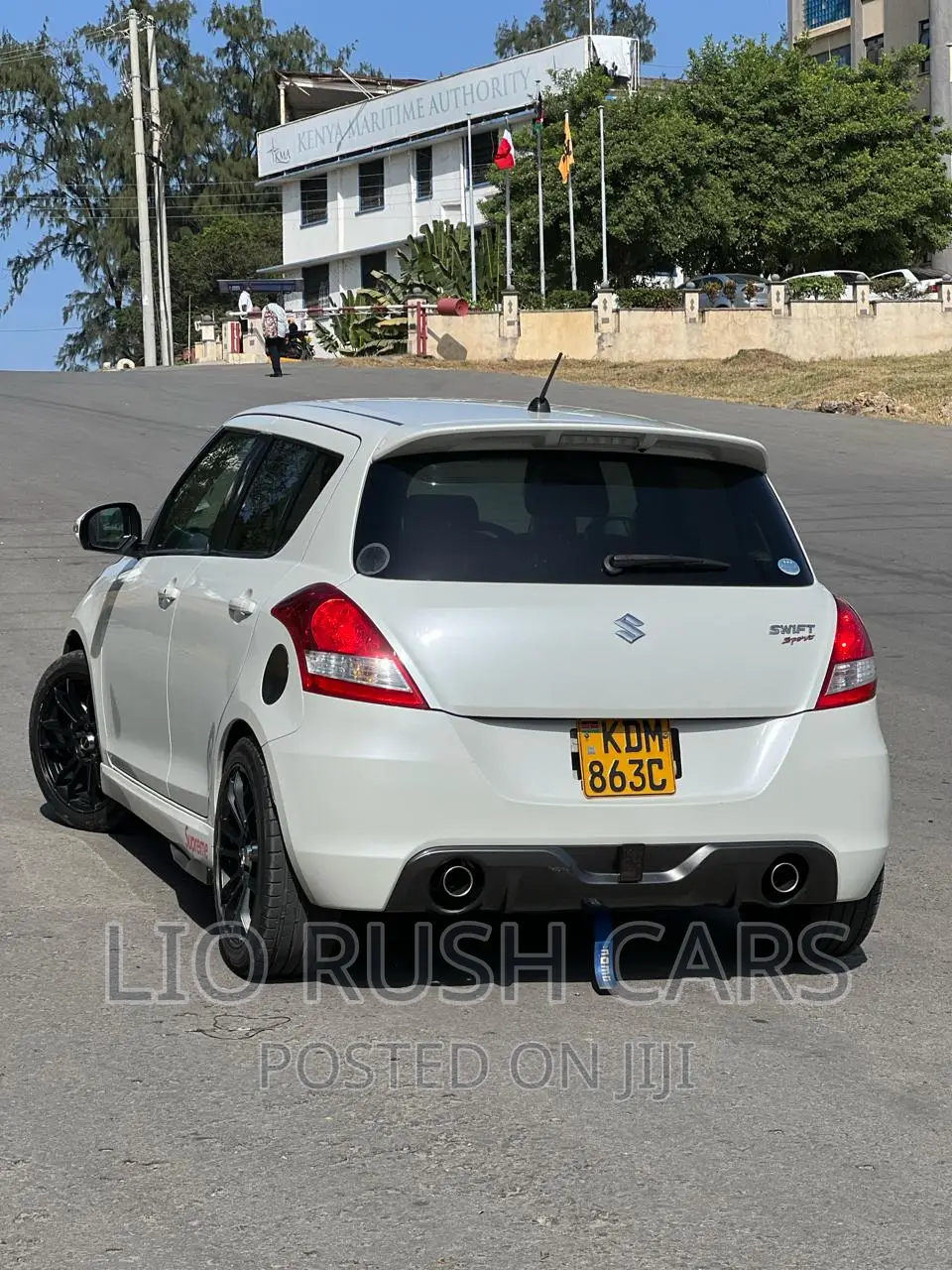 Suzuki Swift 2017 White