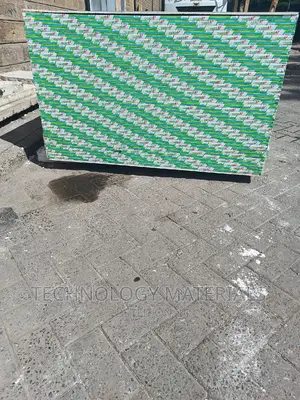 Thumb (9mm)Moisture Resistance Board