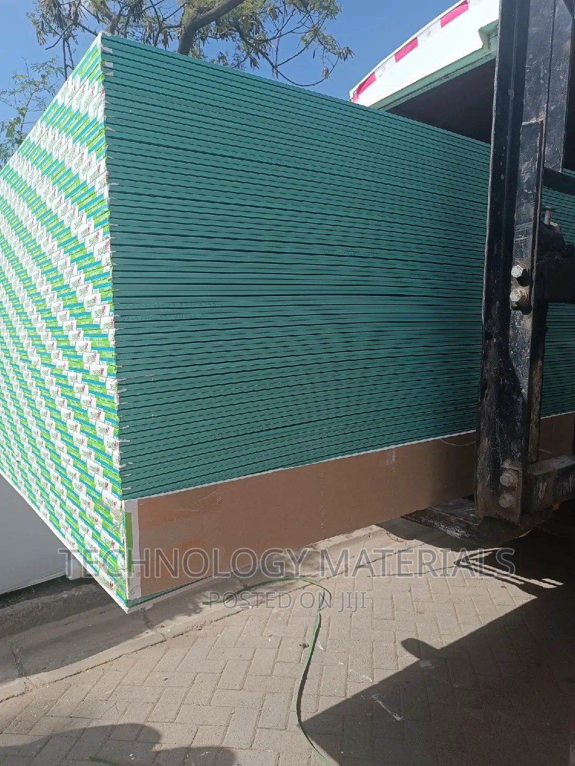 Thumb (9mm)Moisture Resistance Board