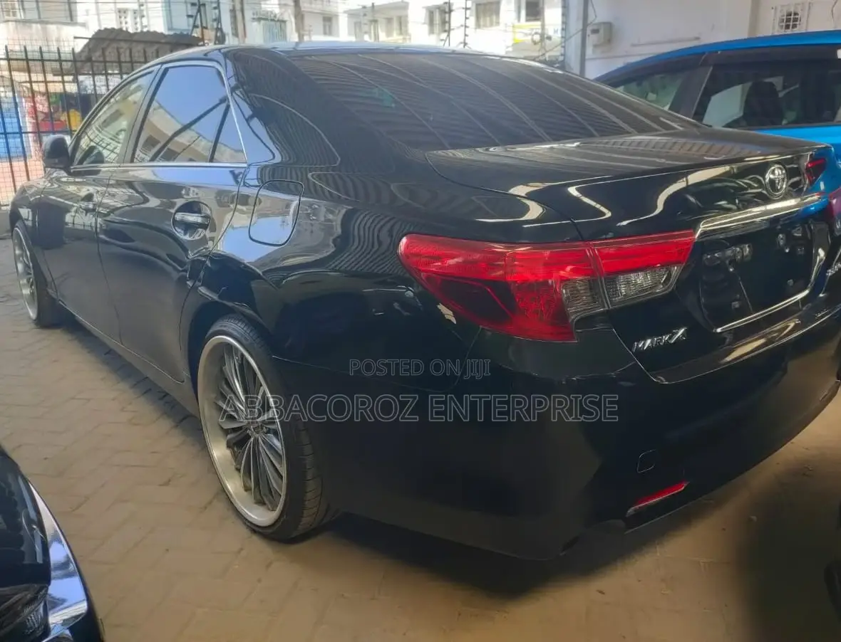 Toyota Mark X 2016 Matt Black